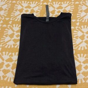 Vuori Men’s T Shirt- Black